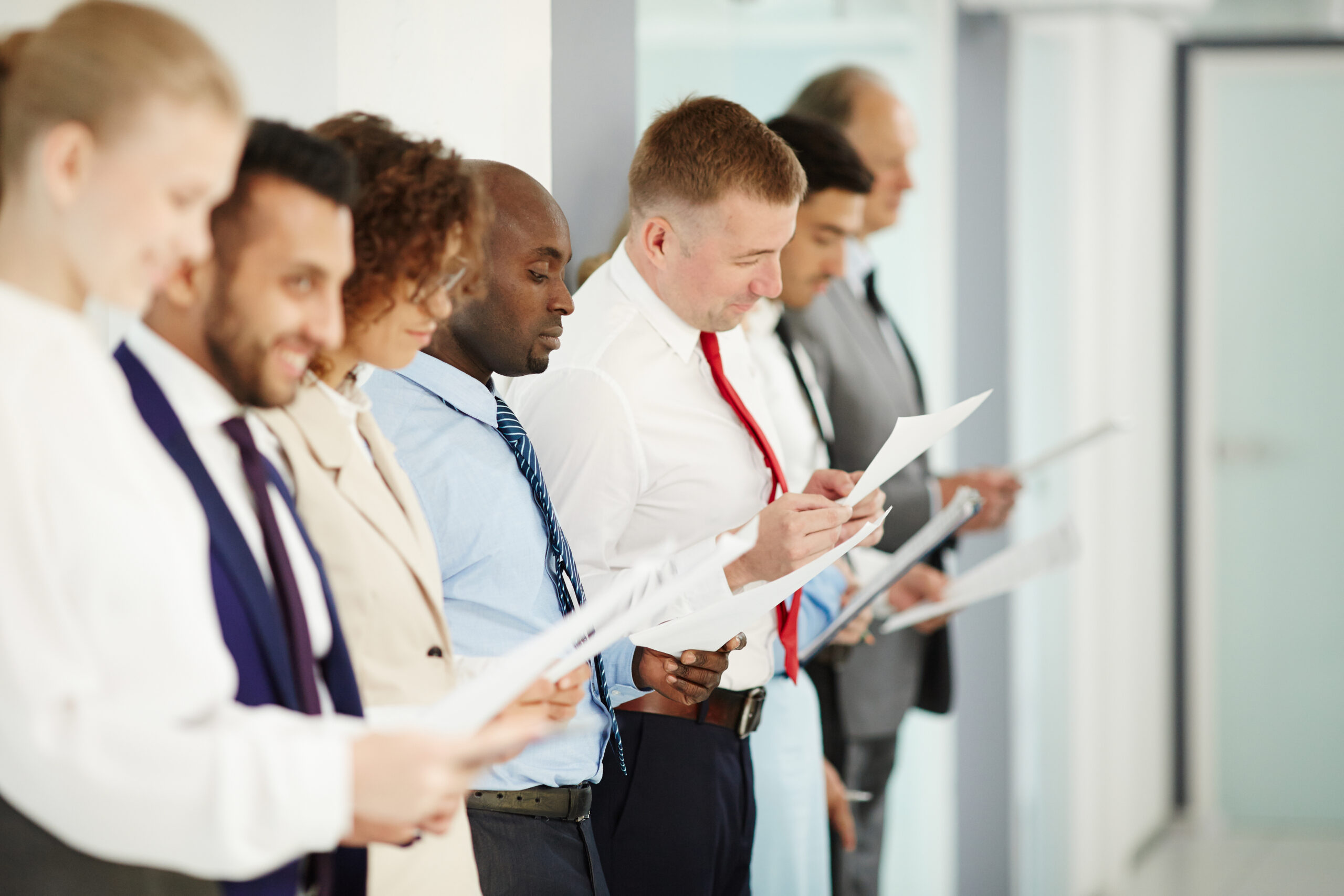 Aligns information across team members